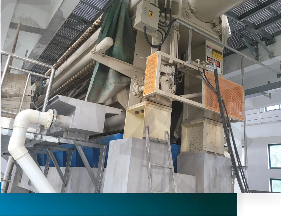 Zaozhuang WWTP (Shandong) — dewatering equipment on site